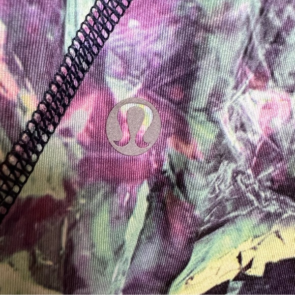 Lululemon Leggings 8 Inspire Tight Iridescent Pants Womens Blue Running Pants - Picture 9 of 16